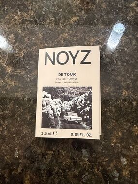 NOYZ Detour Eau de Parfum Sample